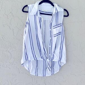 Beach lunch lounge button up tank